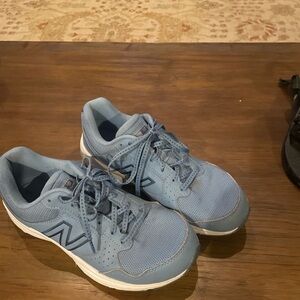 New Balance 411 Women’s Great Condition Beautiful Blue Color ComfortRide